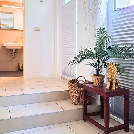 Gruene Oase Mit Eigener Terrasse Zwischen Altstadt Und Hafen #3 * Senftenberg