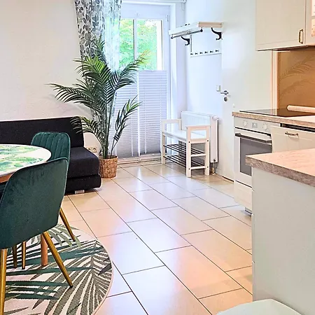 Apartament Gruene Oase Mit Eigener Terrasse Zwischen Altstadt Und Hafen #3