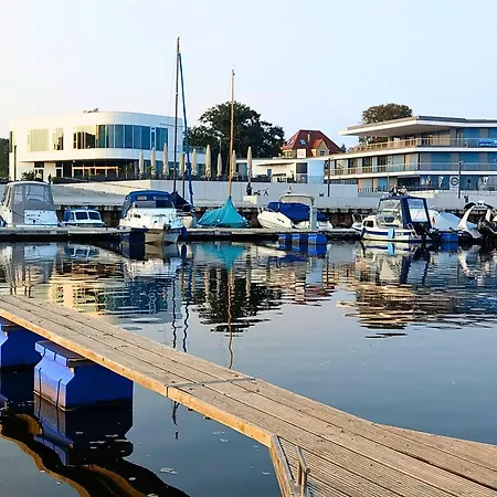 Daire Gruene Oase Mit Eigener Terrasse Zwischen Altstadt Und Hafen #3 *