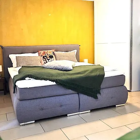 Gruene Oase Mit Eigener Terrasse Zwischen Altstadt Und Hafen #3 *